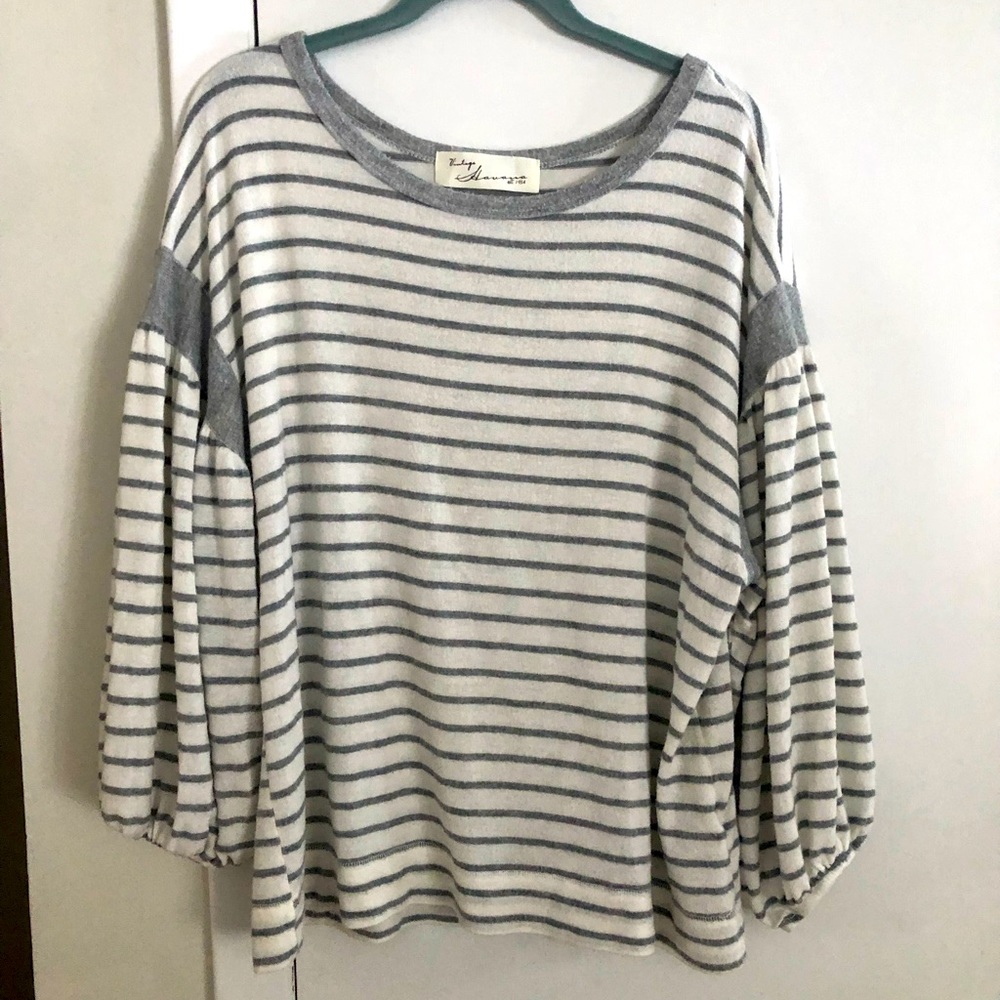 Vintage Havana Balloon sleeve top